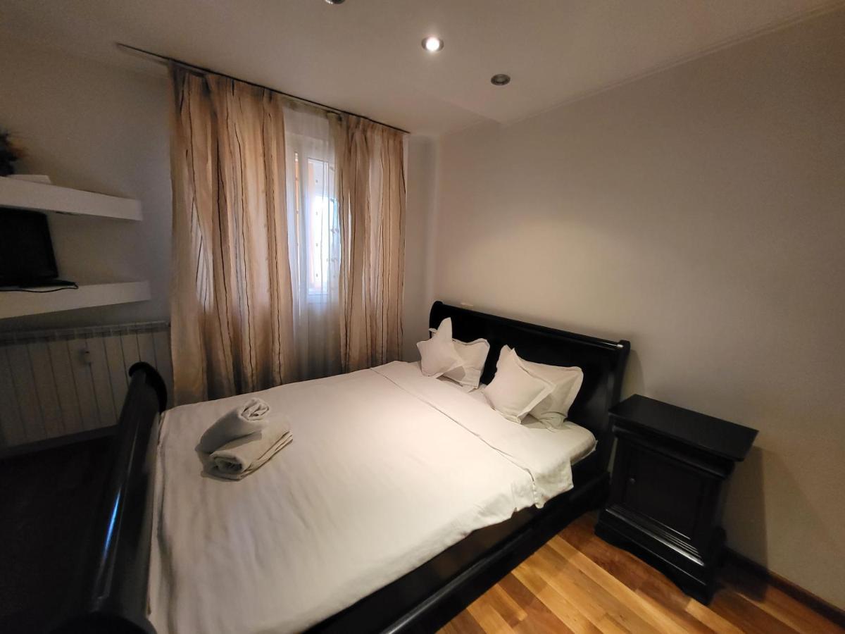 Baba Novac Apartment Bukarest Exteriör bild