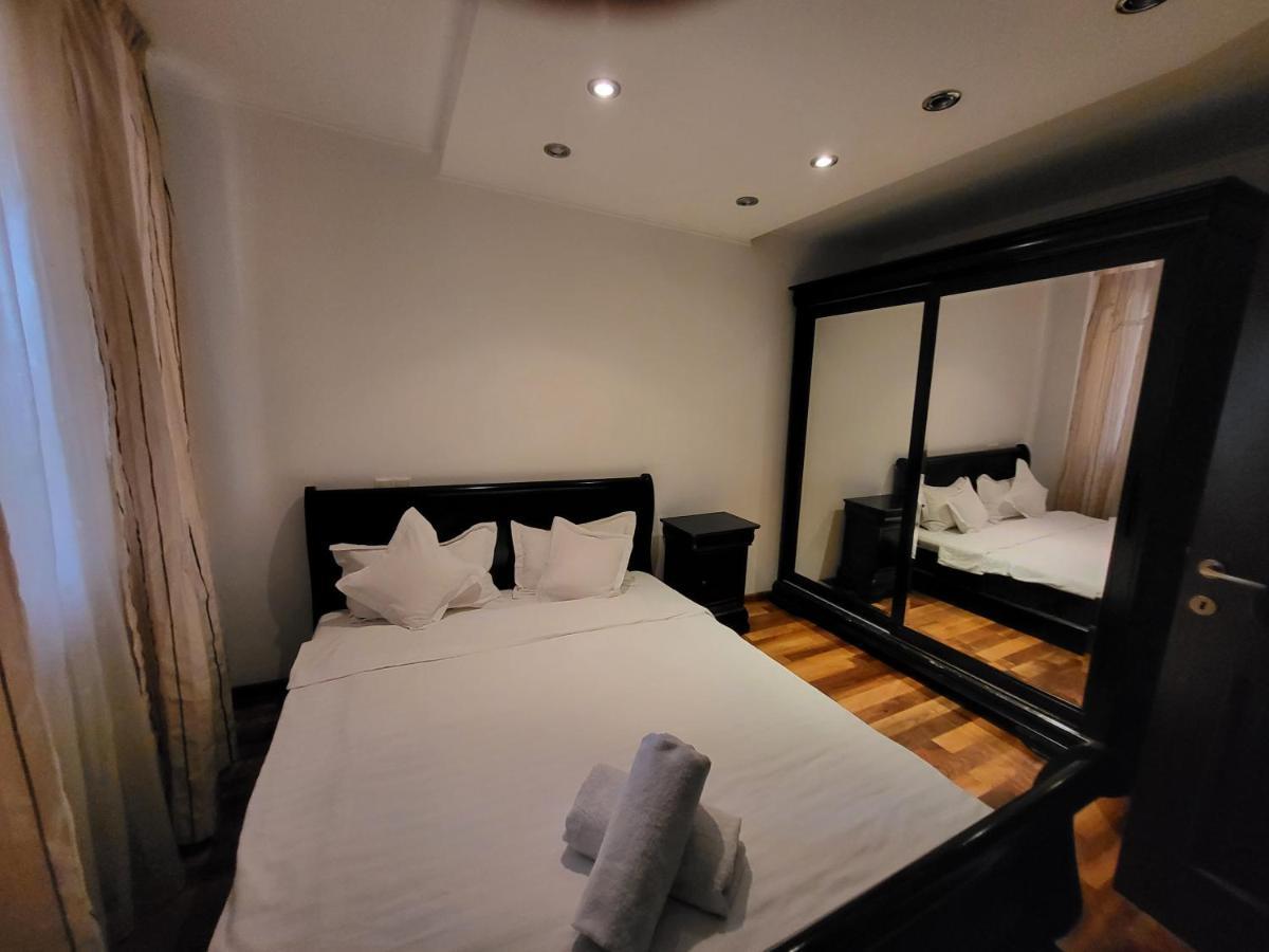 Baba Novac Apartment Bukarest Exteriör bild